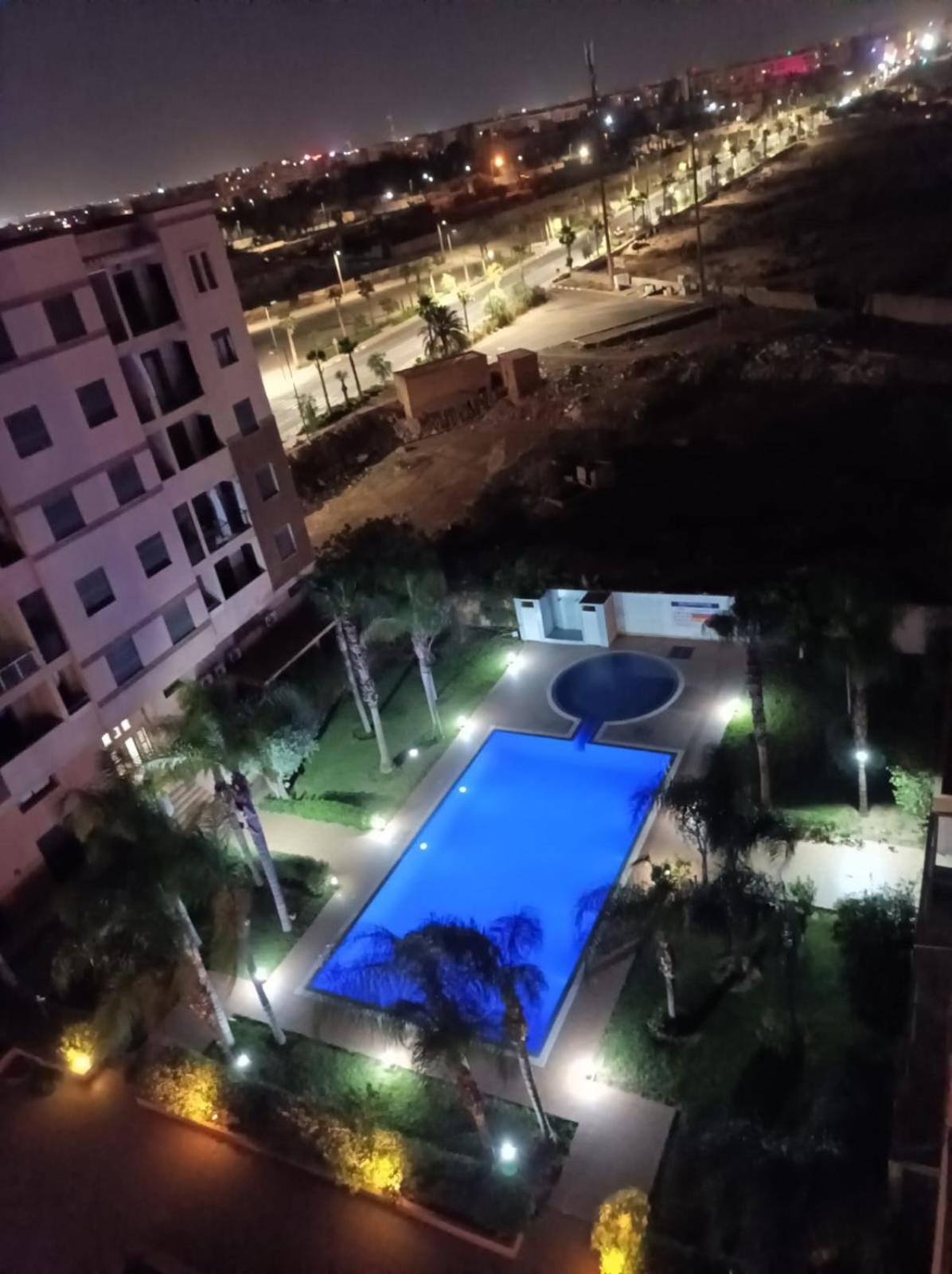 Appartement Haut Standing Vu Piscine Marrakesh Exterior foto